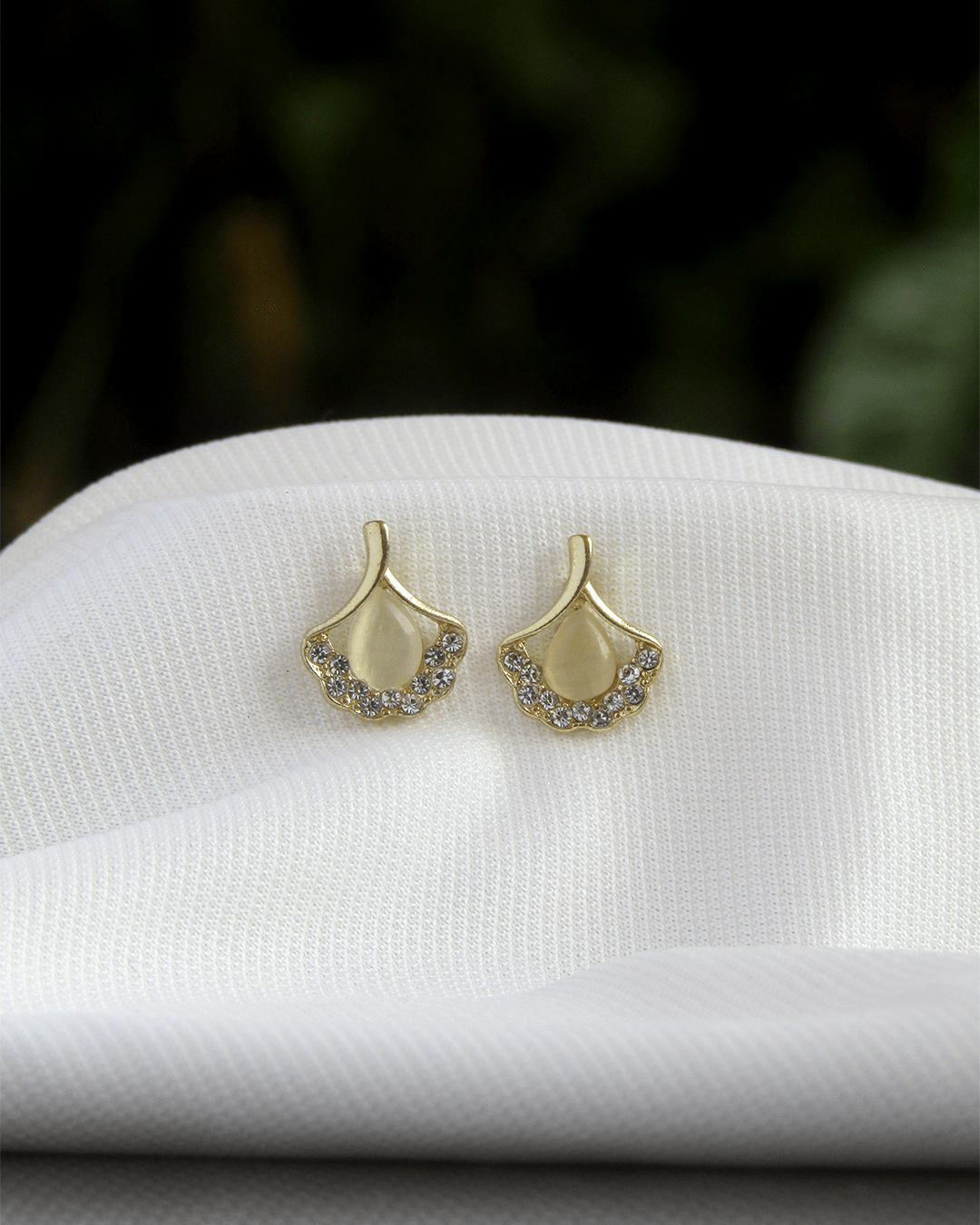 Golden Petal Elegance Studs - Clooz